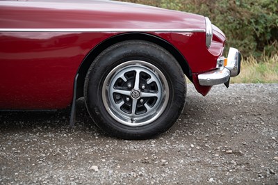 Lot 30 - 1974 MG B GT