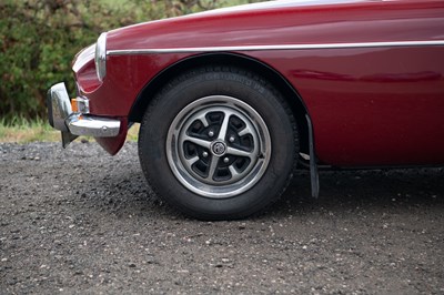Lot 30 - 1974 MG B GT