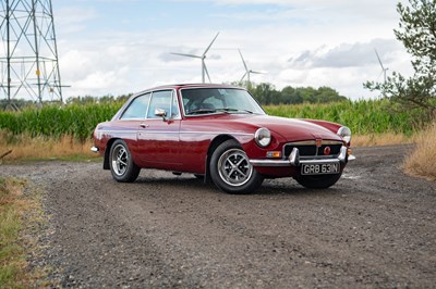 Lot 30 - 1974 MG B GT