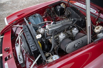 Lot 30 - 1974 MG B GT