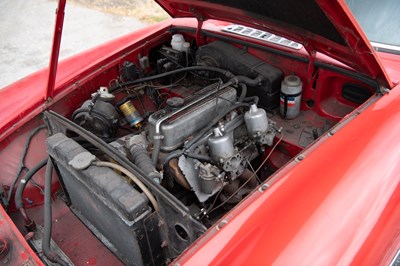 Lot 56 - 1972 MG B GT