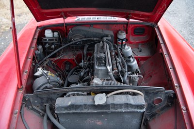 Lot 56 - 1972 MG B GT