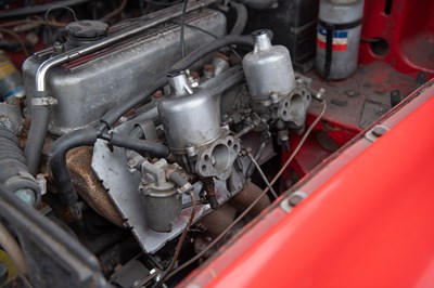 Lot 56 - 1972 MG B GT