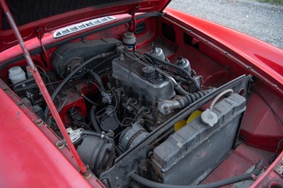 Lot 56 - 1972 MG B GT