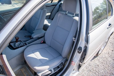 Lot 11 - 2000 BMW 318i SE