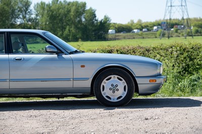 Lot 18 - 1997 Jaguar XJ Executive