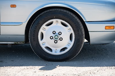 Lot 18 - 1997 Jaguar XJ Executive