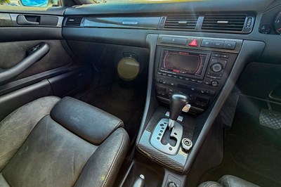 Lot 51 - 2004 Audi RS6 Avant Plus