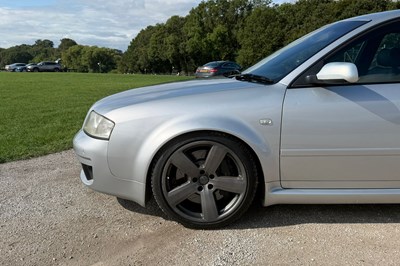 Lot 51 - 2004 Audi RS6 Avant Plus