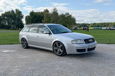 Lot 51 - 2004 Audi RS6 Avant Plus