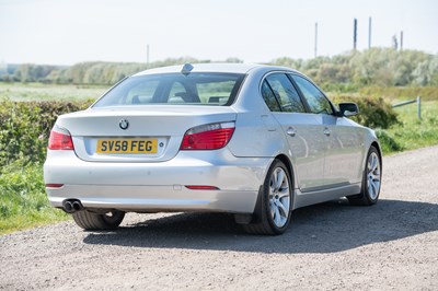 Lot 2 - 2008 BMW 540i SE
