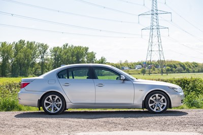 Lot 2 - 2008 BMW 540i SE