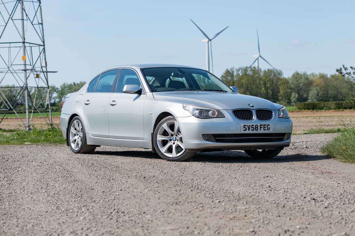 Lot 2 - 2008 BMW 540i SE