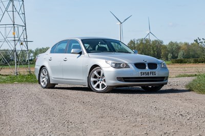 Lot 2 - 2008 BMW 540i SE