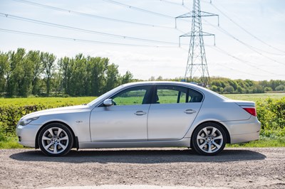 Lot 2 - 2008 BMW 540i SE