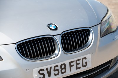 Lot 2 - 2008 BMW 540i SE