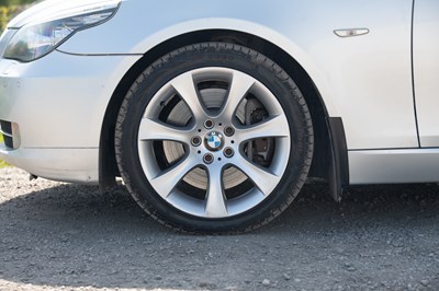 Lot 2 - 2008 BMW 540i SE
