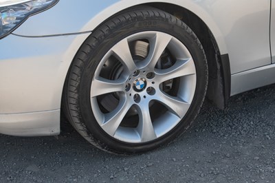 Lot 2 - 2008 BMW 540i SE