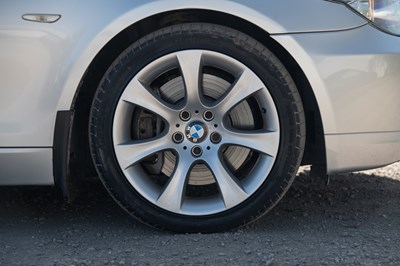 Lot 2 - 2008 BMW 540i SE