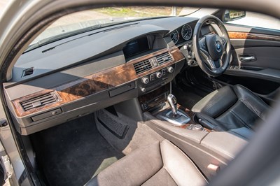 Lot 2 - 2008 BMW 540i SE
