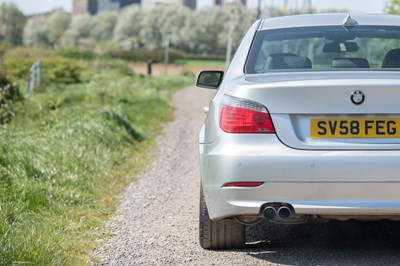 Lot 2 - 2008 BMW 540i SE