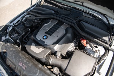 Lot 2 - 2008 BMW 540i SE