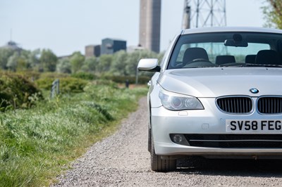 Lot 2 - 2008 BMW 540i SE