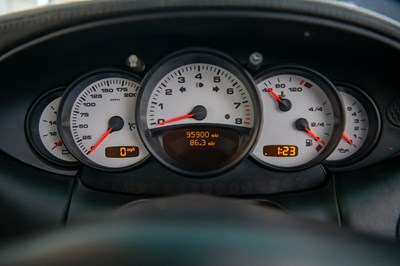 Lot 46 - 2003 Porsche 911 Carrera S