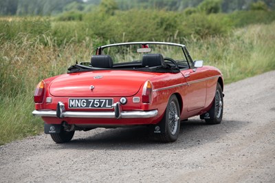 Lot 12 - 1973 MG Roadster
