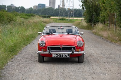 Lot 12 - 1973 MG Roadster