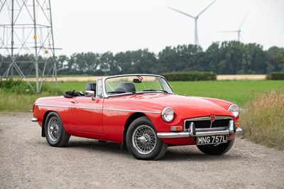 Lot 12 - 1973 MG Roadster