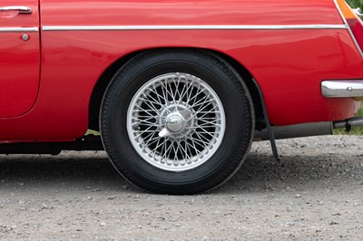 Lot 12 - 1973 MG Roadster