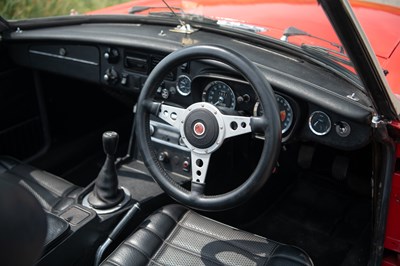 Lot 12 - 1973 MG Roadster