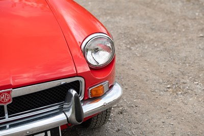 Lot 12 - 1973 MG Roadster