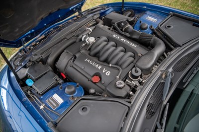 Lot 55 - 2002 Jaguar XK8 Convertible