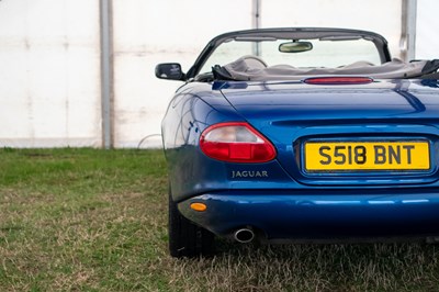 Lot 55 - 2002 Jaguar XK8 Convertible