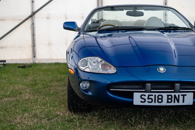 Lot 55 - 2002 Jaguar XK8 Convertible