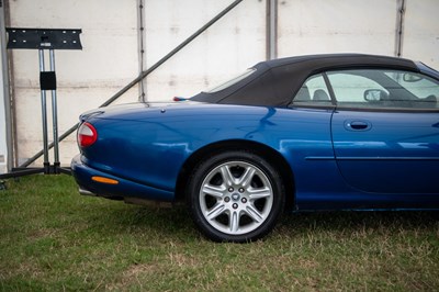 Lot 55 - 2002 Jaguar XK8 Convertible
