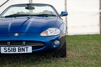 Lot 55 - 2002 Jaguar XK8 Convertible