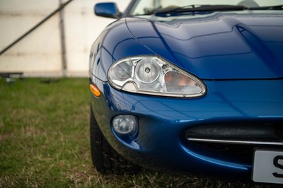 Lot 55 - 2002 Jaguar XK8 Convertible
