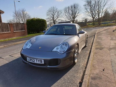 Lot 45 - 2002 Porsche Carrera 4S Tiptronic