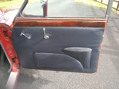 Lot 124 - 1968 Jaguar 240