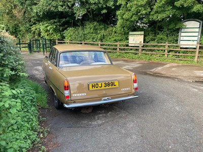 Lot 136 - 1973 Rover 2000 SC