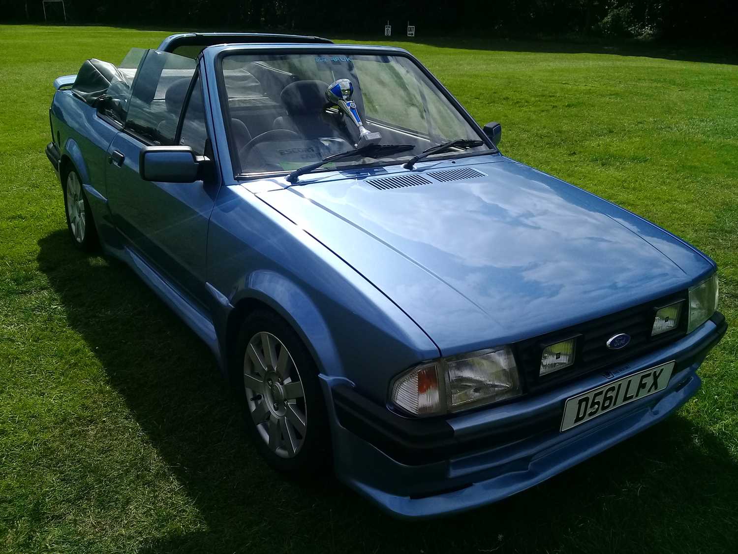 Lot 137 - 1985 Ford Escort 1.6 Cabriolet
