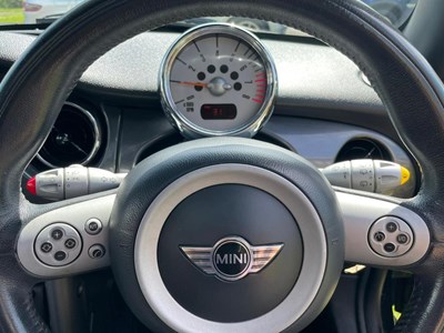 Lot 138 - 2006 Mini Cooper S John Cooper Works