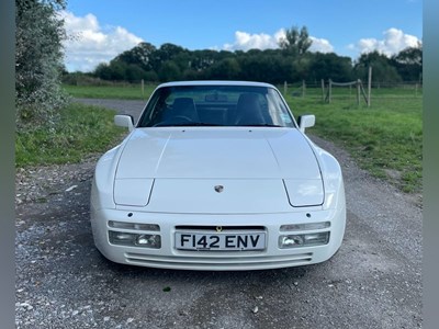 Lot 52 - 1989 Porsche 944 Turbo SE