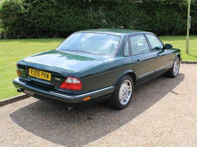Lot 67 - 1998 Jaguar XJ Sport