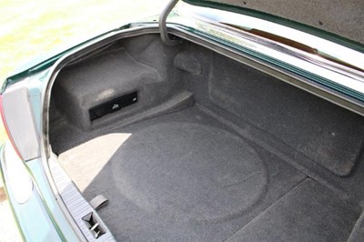 Lot 67 - 1998 Jaguar XJ Sport