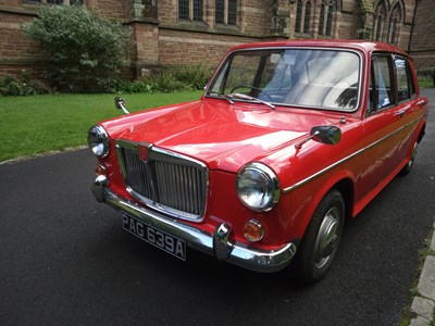 Lot 75 - 1963 MG 1100 MKI