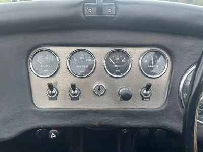 Lot 59 - 1960 Daimler SP250 'Dart'